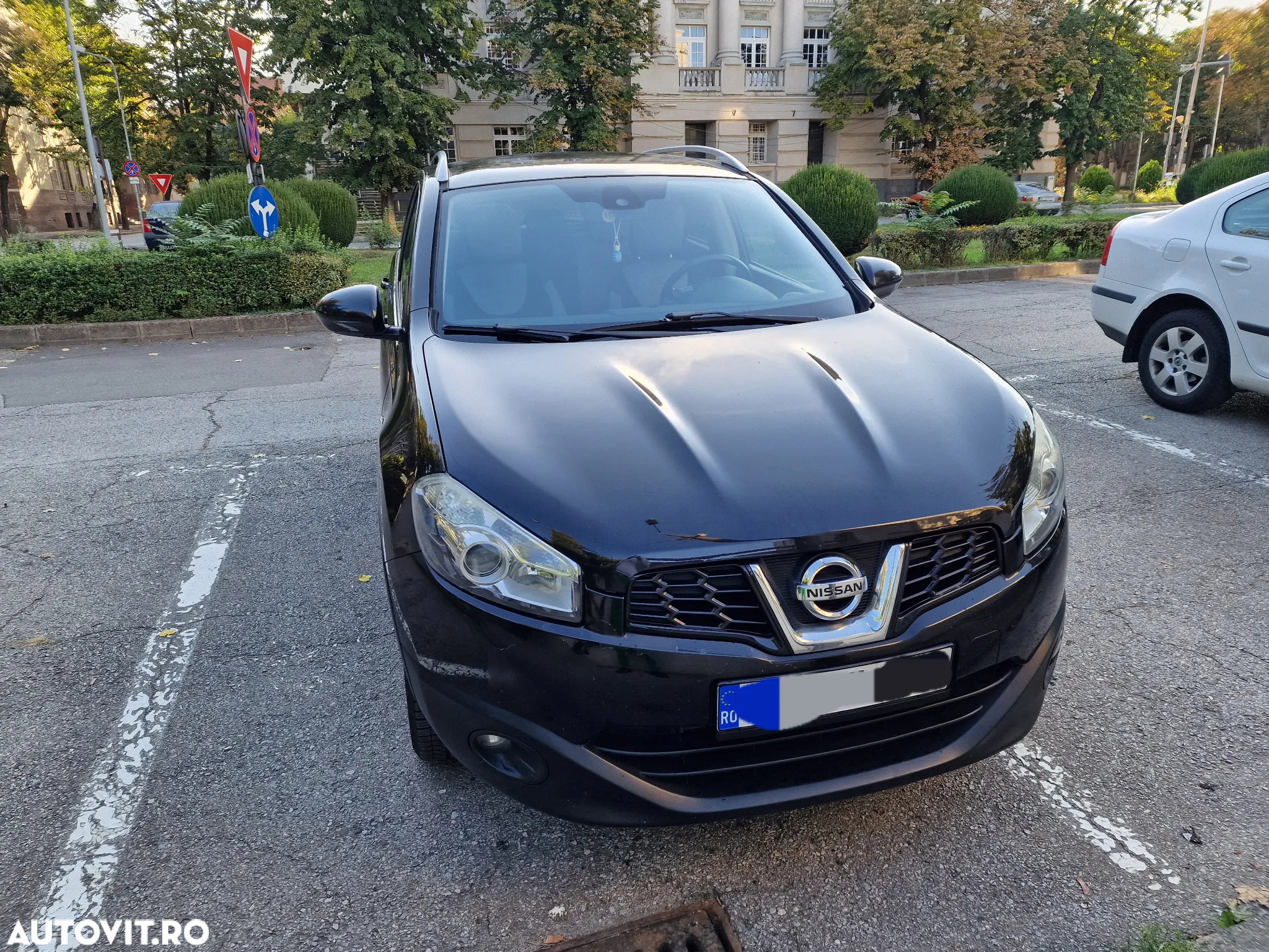 Nissan Qashqai - 2