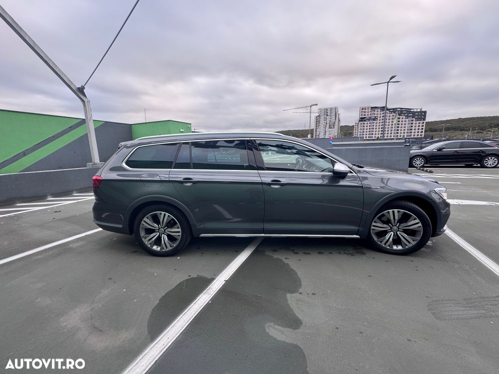 Volkswagen Passat Alltrack 2.0 TDI DSG 4Motion - 4