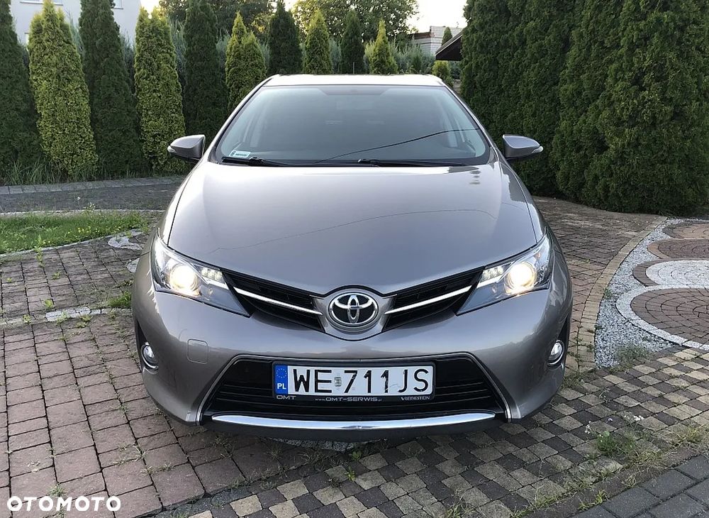 Toyota Auris 1.6 Comfort - 2