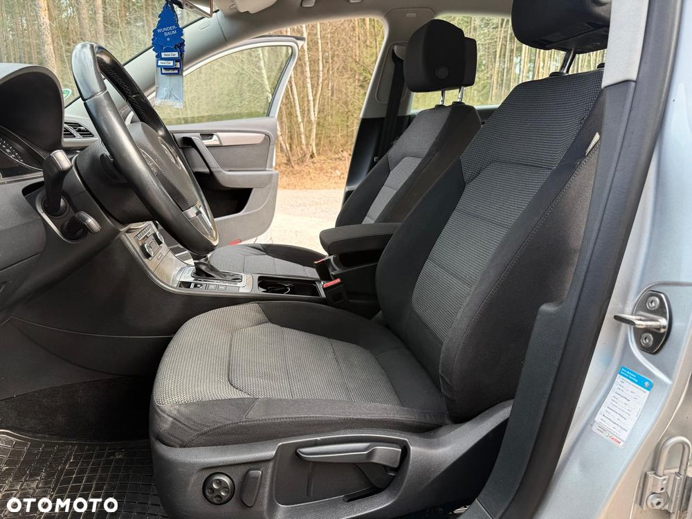 Volkswagen Passat 1.4 TSI DSG BlueMotion Technology Highline - 17