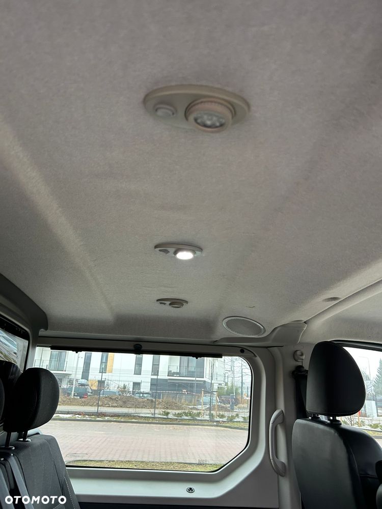 Renault Trafic - 13
