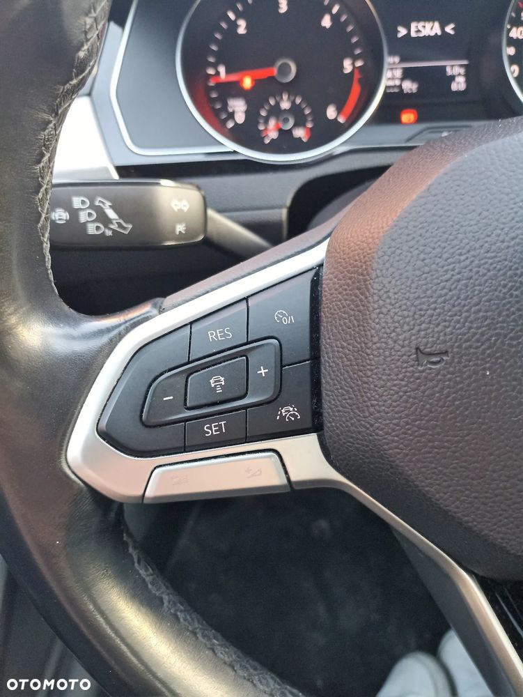 Volkswagen Passat 2.0 TDI EVO Business - 21