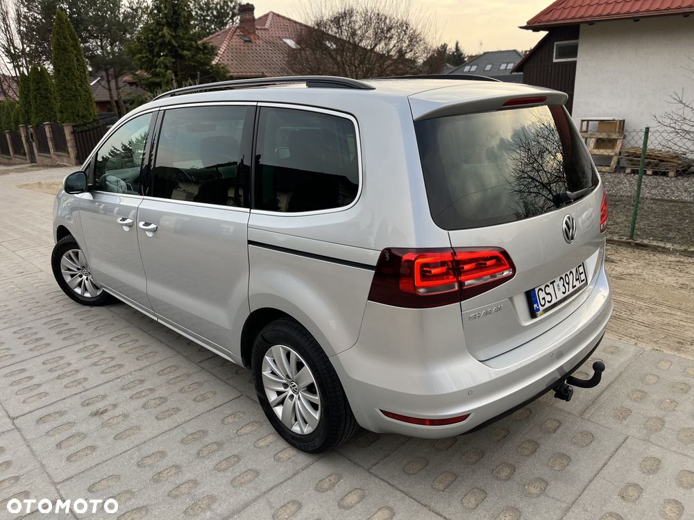 Volkswagen Sharan 2017 photo 2