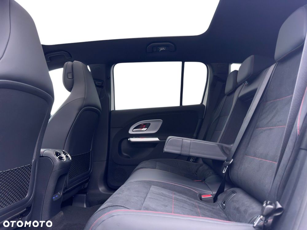 Mercedes-Benz GLB 200 mHEV 8G-eDCT - 16