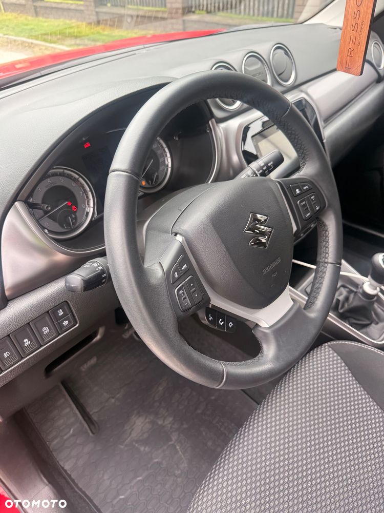 Suzuki Vitara 1.4 Boosterjet mHEV Premium Plus 2WD - 17
