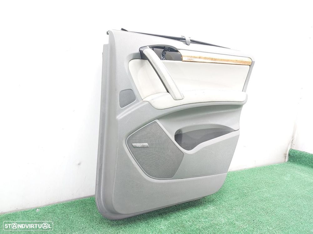 FORRA PORTA TRASEIRA DIREITA AUDI Q7 2007 -4L0867306C - 1