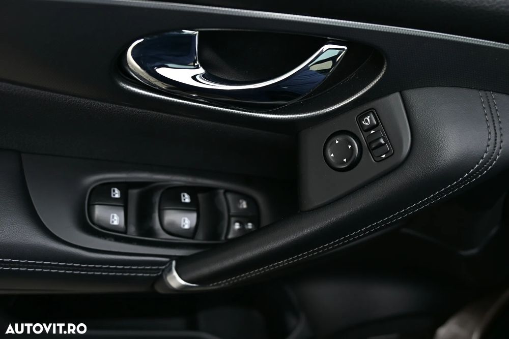 Nissan Qashqai 1.6 DCI TEKNA+ - 34