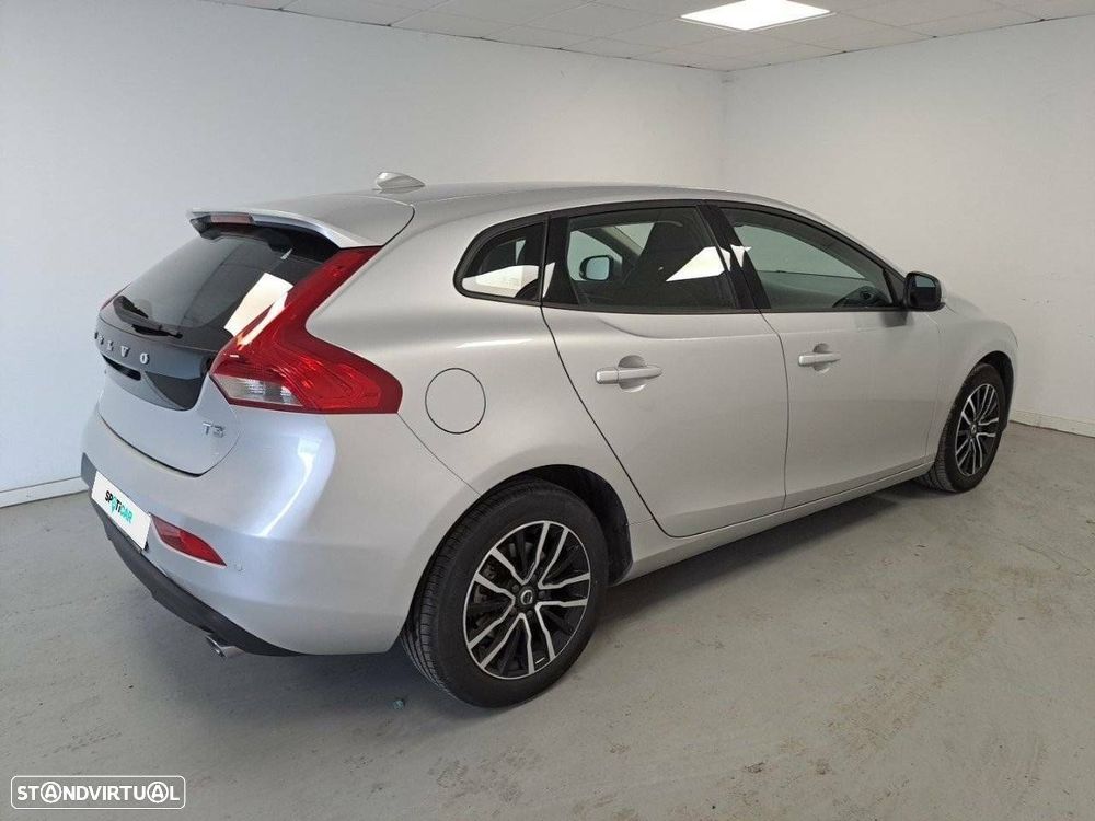 Volvo V40 1.5 T3 Sport Edition Geartronic - 4