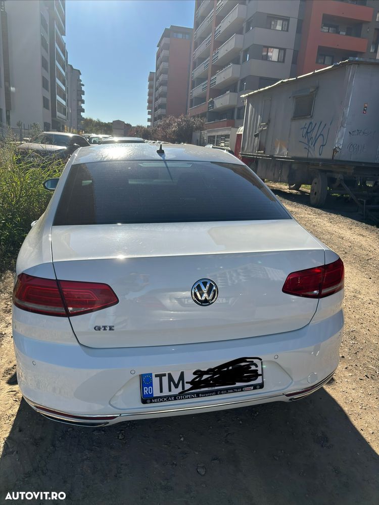 Volkswagen Passat - 3