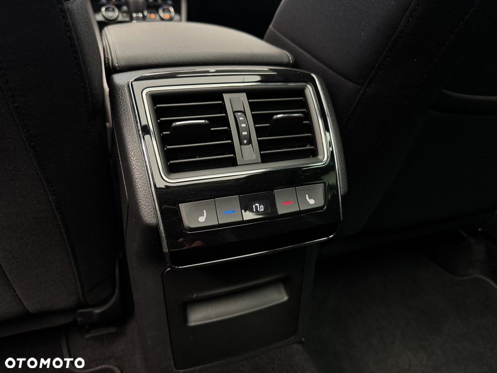 Skoda Superb 2.0 TSI 4x4 Scout DSG - 18