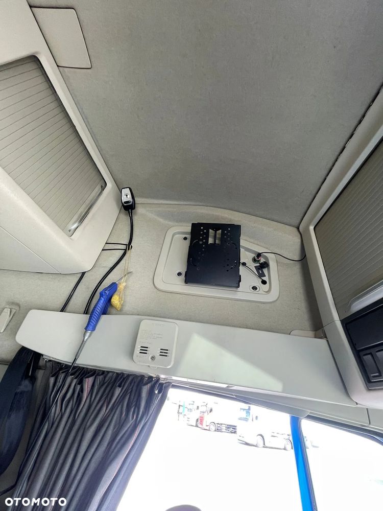 Volvo FM 4x2 460 KM - 11