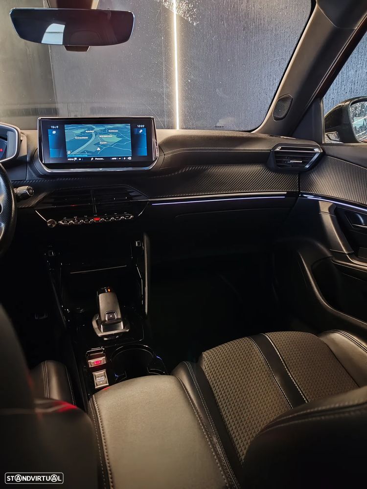 Peugeot 2008 1.5 BlueHDi GT EAT8 - 13