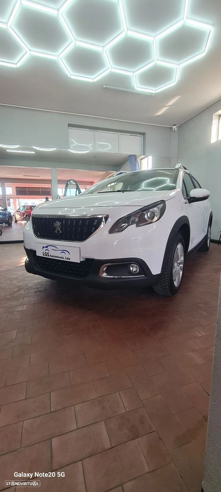 Peugeot 2008 BlueHDi 100 STOP & START Signature - 2
