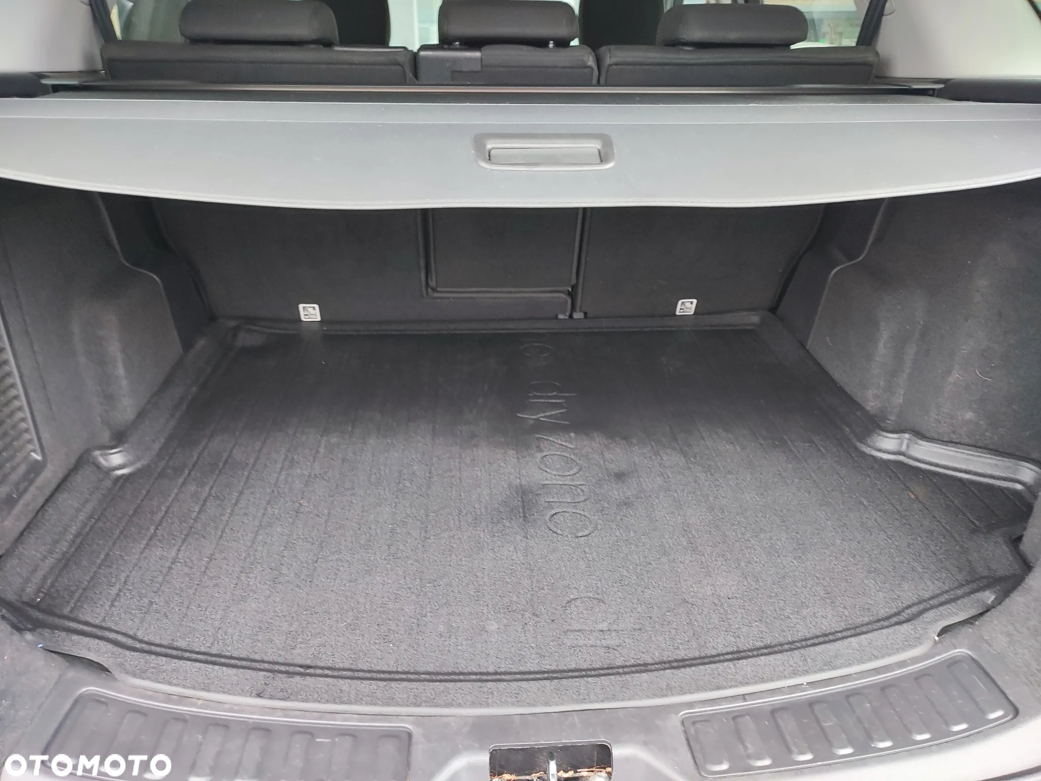 Land Rover Discovery Sport - 16