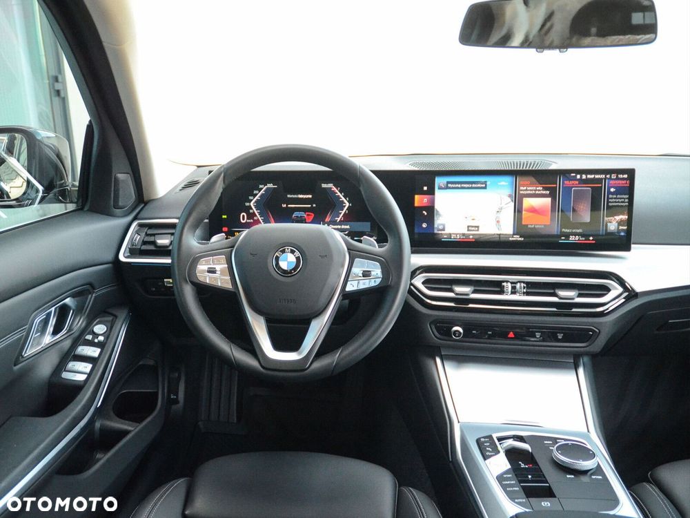 BMW Seria 3 318i - 36