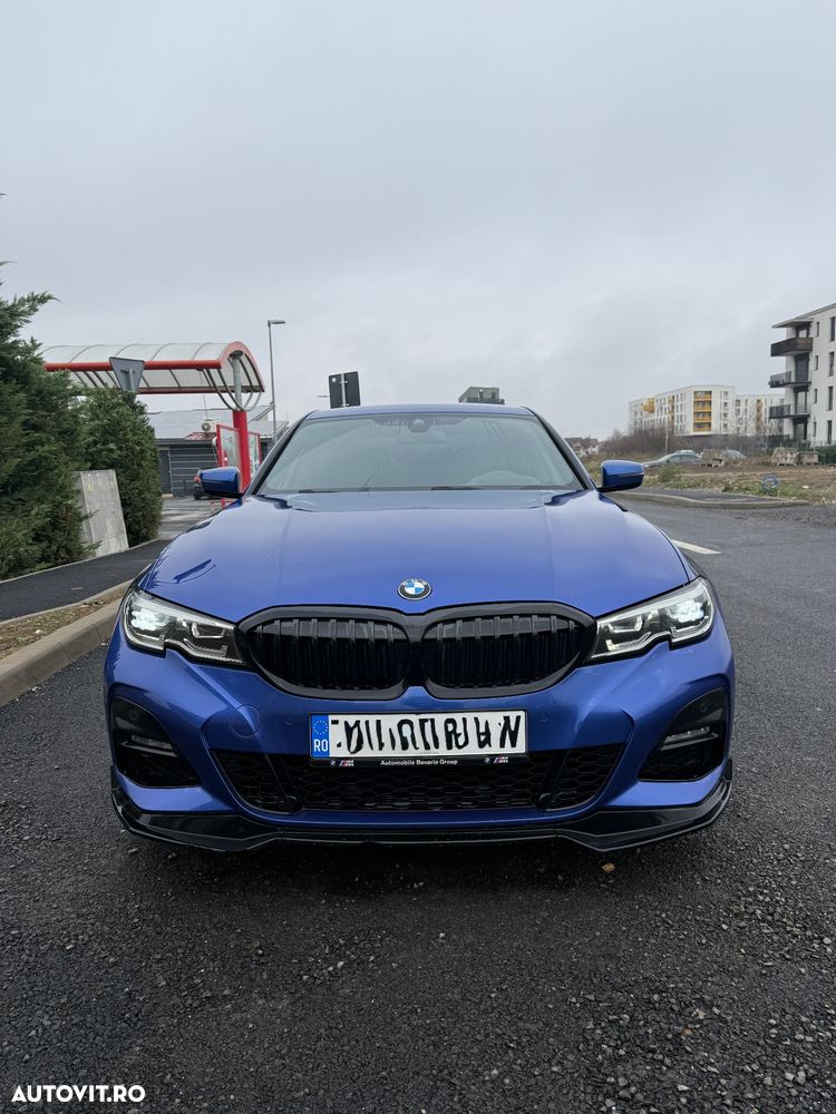 BMW Seria 3 330i xDrive Aut. M Sport - 3