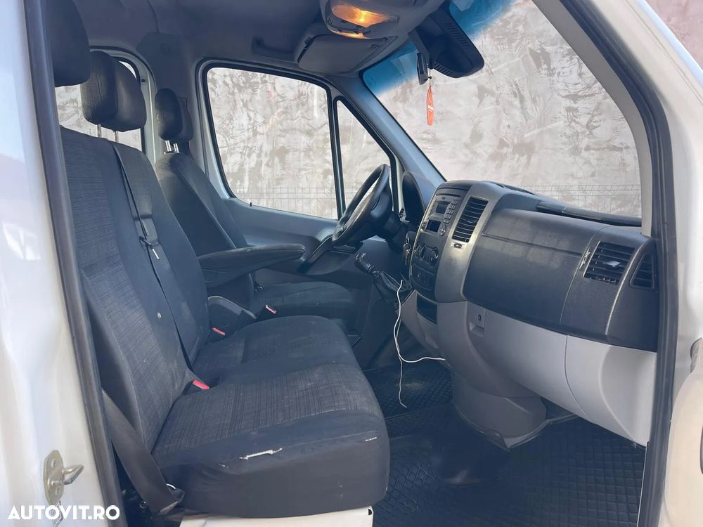 Mercedes-Benz SPRINTER - 6