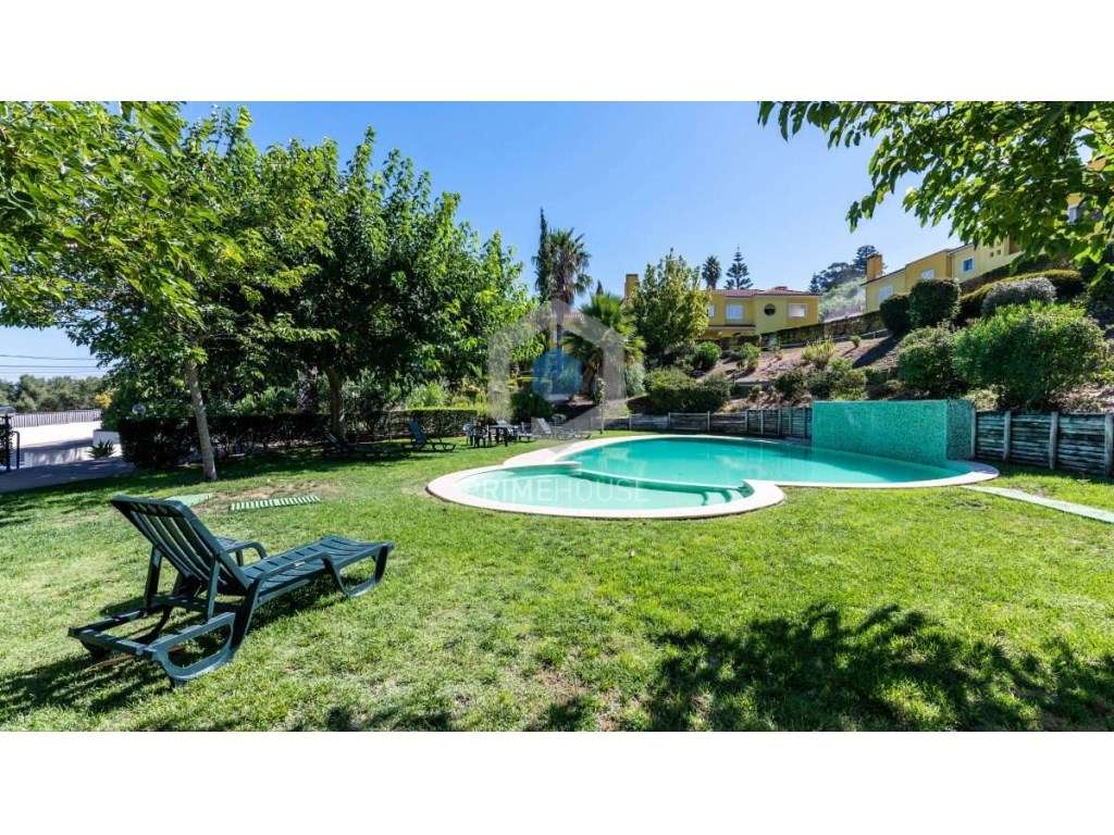 Moradia T4 em Condomínio privado com piscina, perto do Colégio St.P... - Grande imagem: 3/40