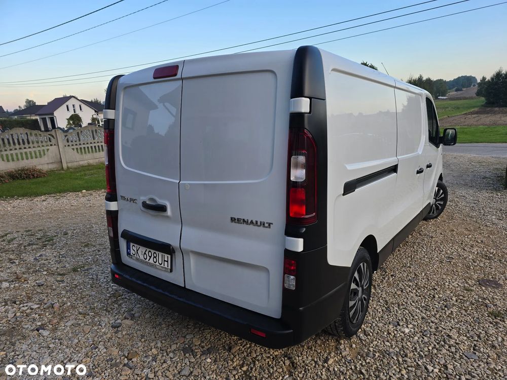 Renault TRAFIC - 8