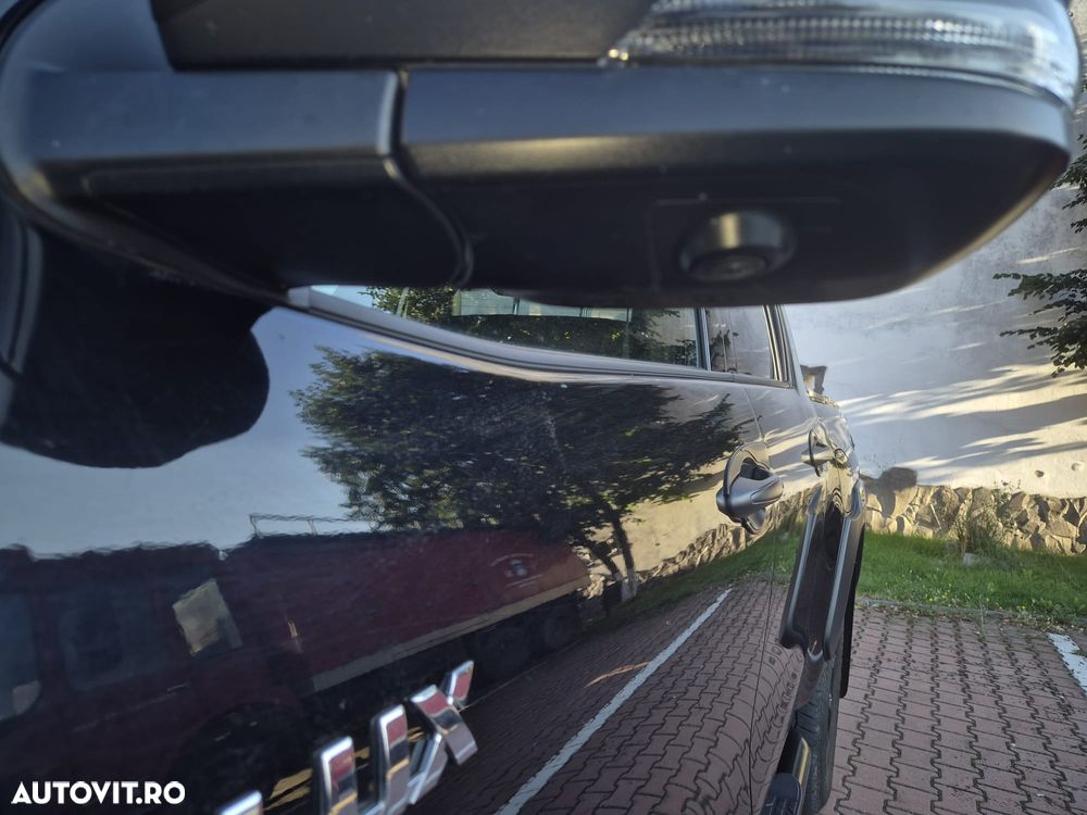 Toyota Hilux 2.8D 204CP 4x4 Double Cab AT Invincible - 6