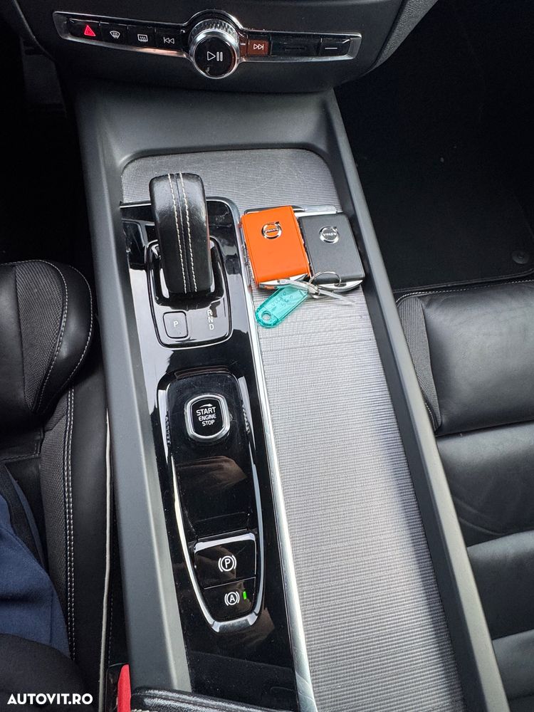 Volvo S60 T4 R-Design - 13