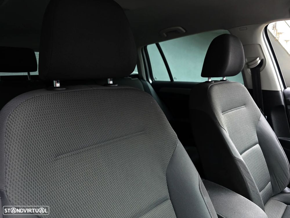 VW Golf Variant 1.6 TDi Highline - 49