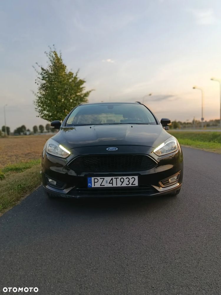 Ford Focus Turnier 1.0 EcoBoost Start-Stopp-System TITANIUM - 6