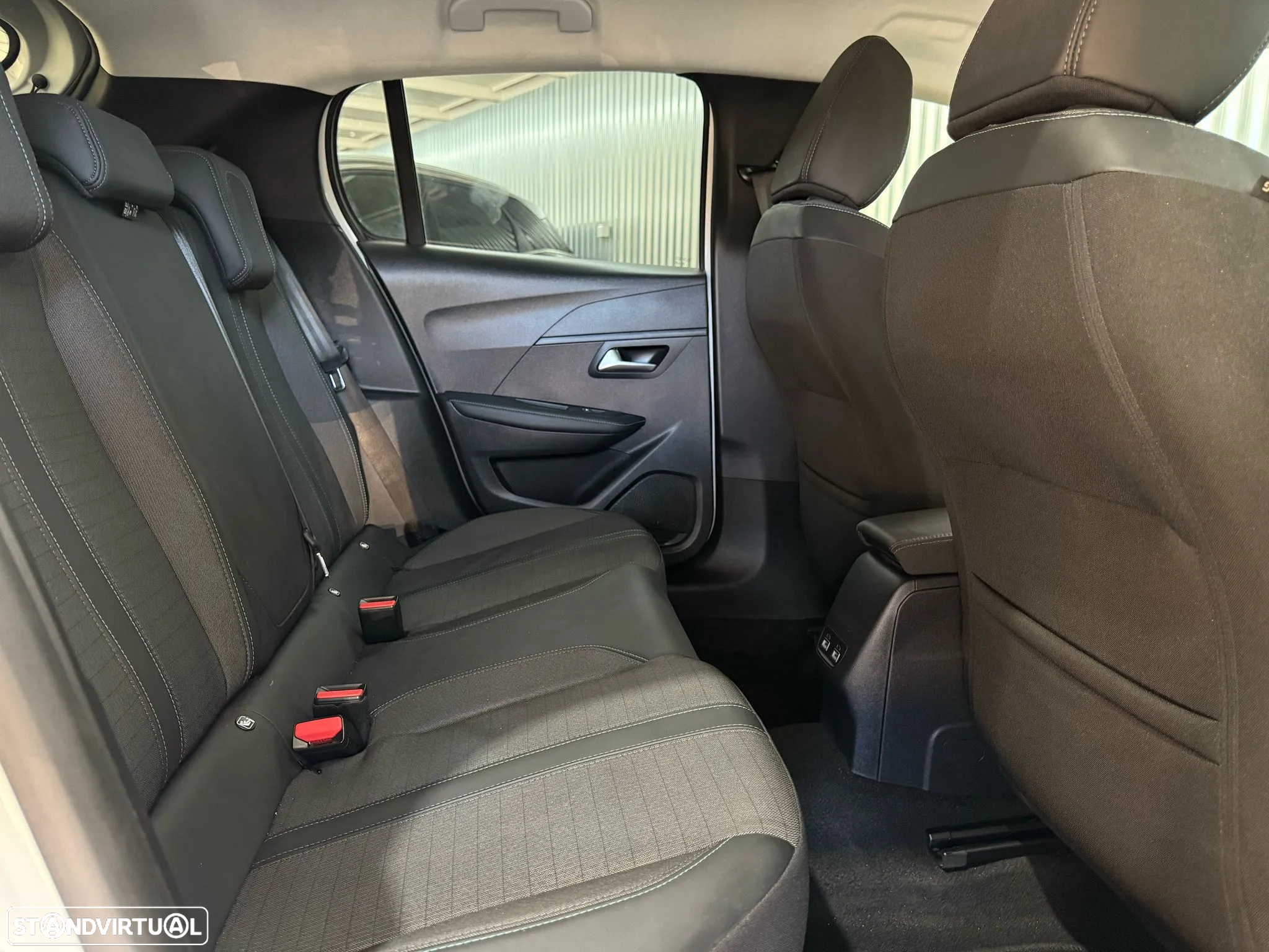 Peugeot 208 1.5 BlueHDi Allure - 35