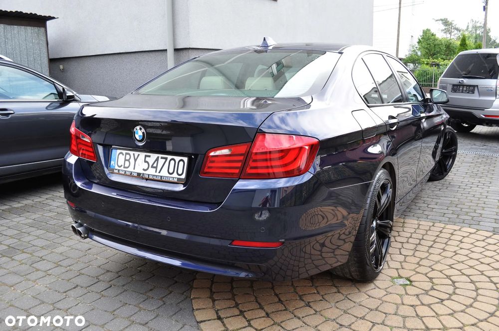 BMW Seria 5 520d Efficient Dynamics Edition - 8