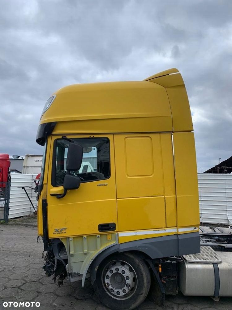 KOMPLETNA KABINA SUPER SPACE CAB DAF XF 106 - 3