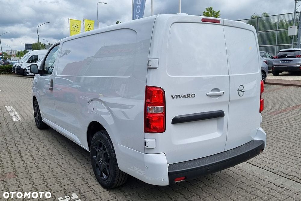 Opel Vivaro XL L2H1 2.2 150 KM - 9