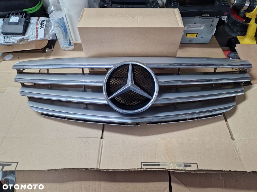 MERCEDES B-KLASA W169 GRILL ATRAPA A1698800783 - 1