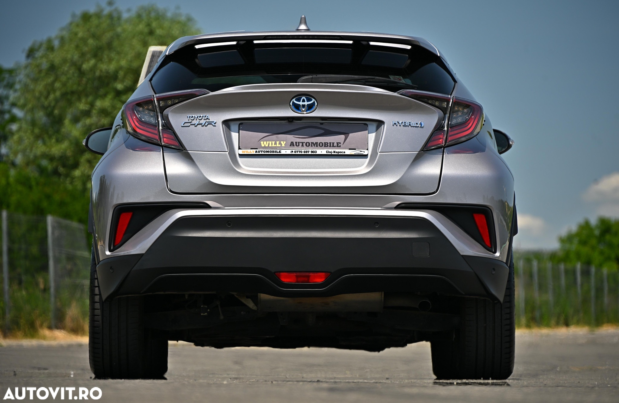 Toyota C-HR Hybrid Style Selection - 9
