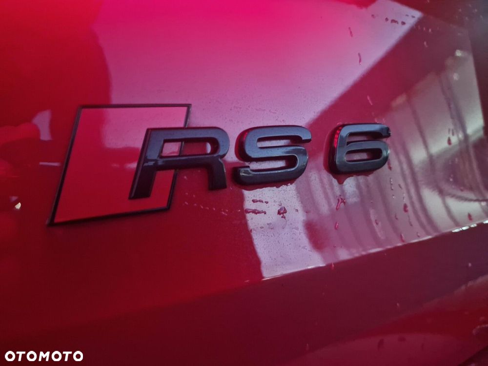Audi RS6 Avant - 29
