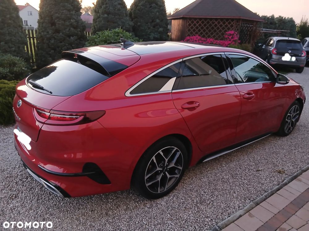 Kia ProCeed 1.4 T-GDI GT Line - 4