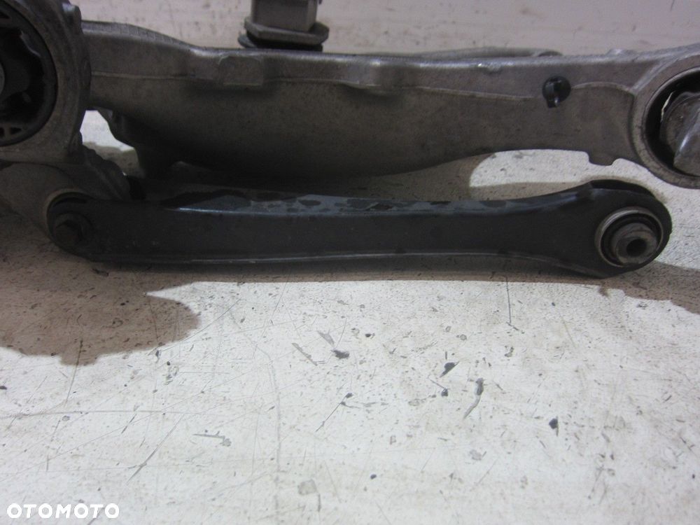 VOLVO XC60 II XC 60 2.0 T5 PRAWA TYLNA ZWROTNICA PIASTA WAHACZ 31658320 19R - 6