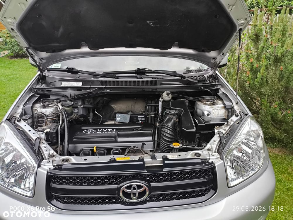 Toyota RAV4 1.8 VVT-i Terra 2WD - 2