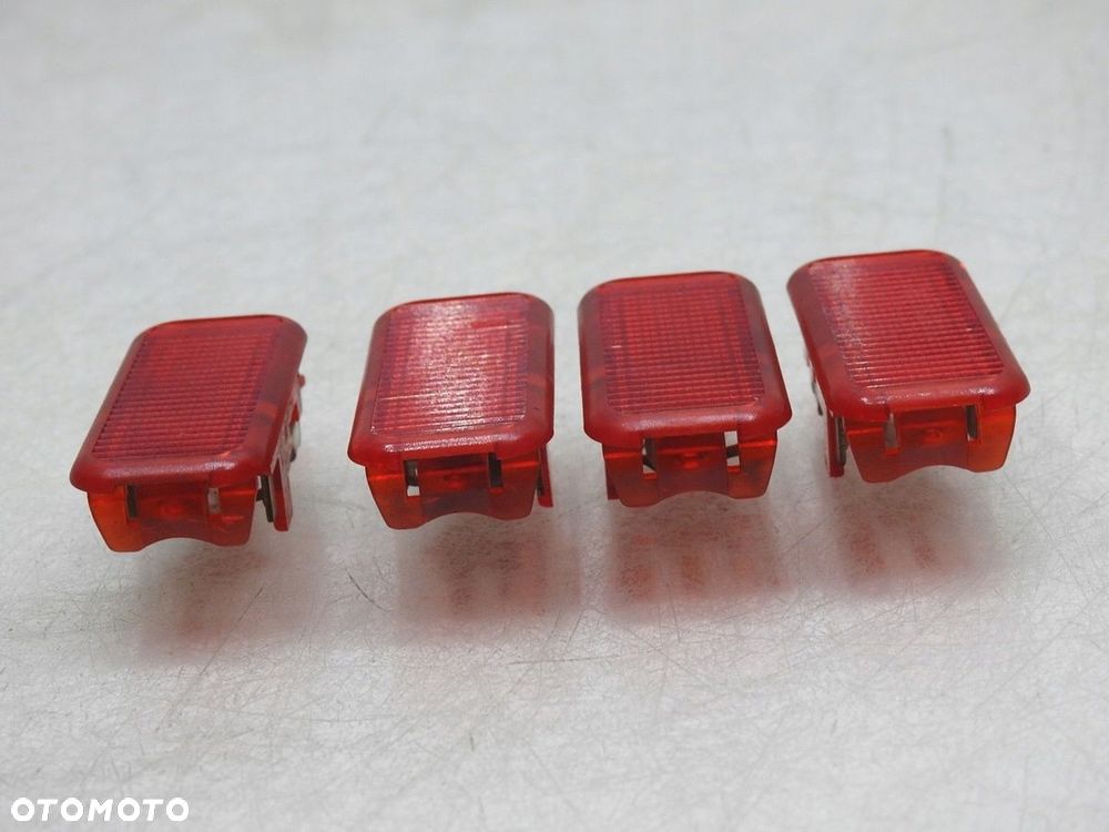 LAMPKA BOCZKA DRZWI AUDI A4 B7 - 4