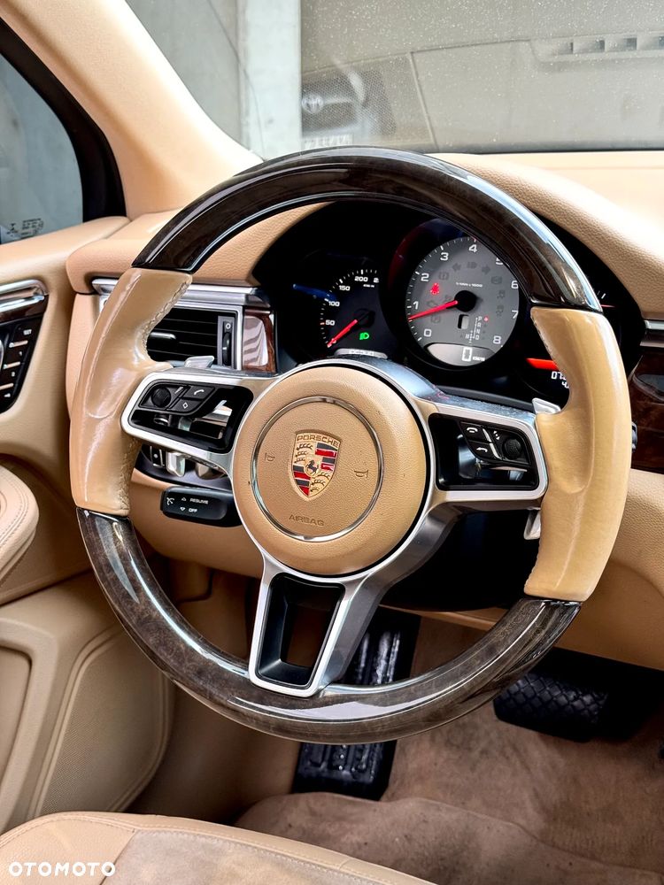 Porsche Macan S - 12