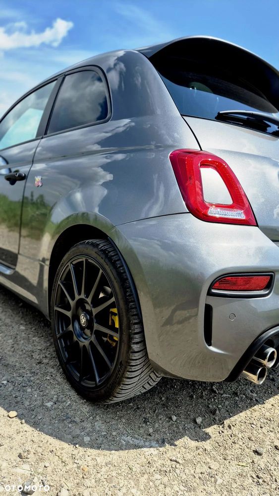 Abarth 695 - 8