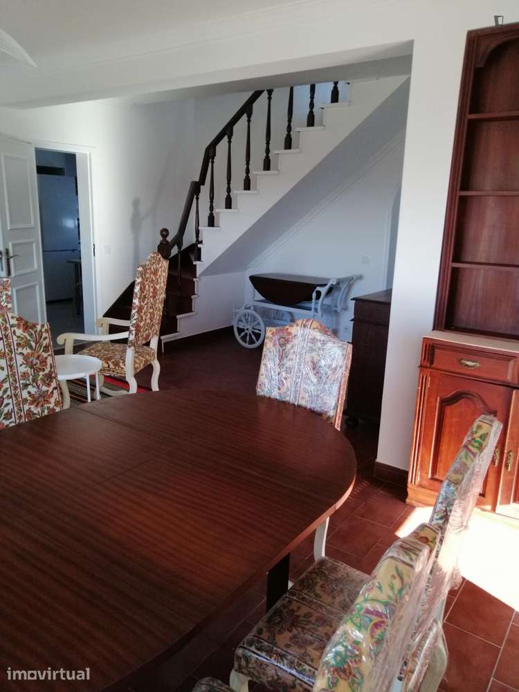 Quarto - localizado em Parede Lisbon - Grande imagem: 5/13