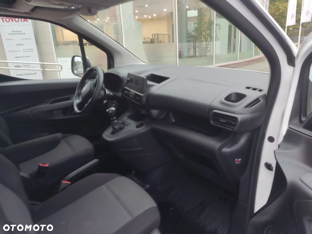 Toyota ProAce 1,5-l-D-4D L1 (6-Si.) - 13