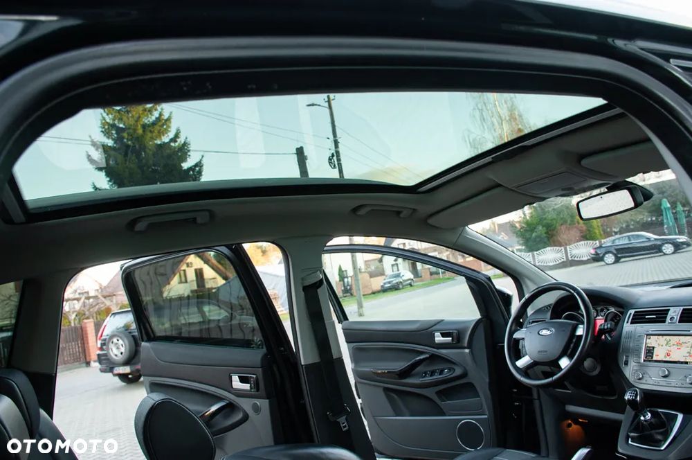 Ford Kuga 2.0 TDCi 4WD Titanium Plus - 29