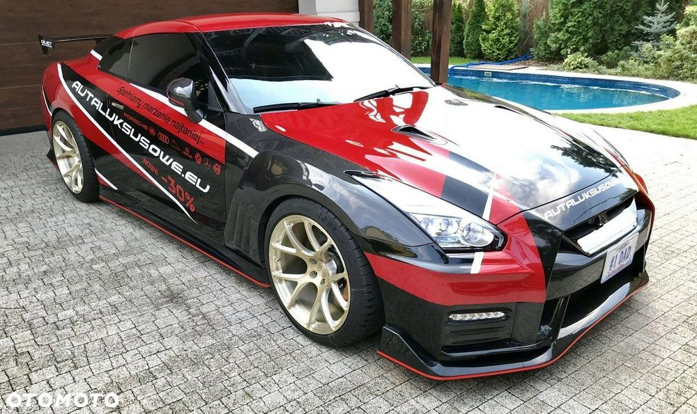 Nissan GT-R - 3