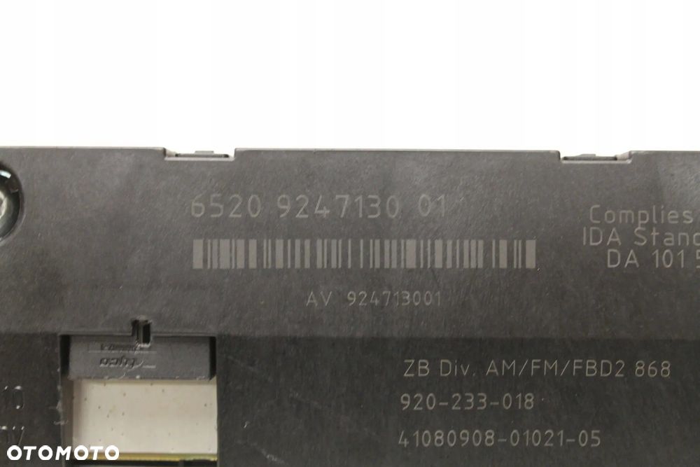 WZMACNIACZ ANTENOWY DIVERSITY BMW 5 F11 KOMBI - 2