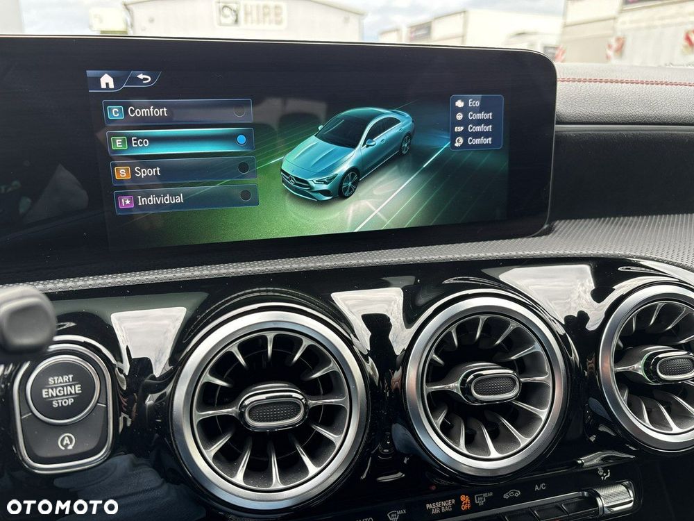 Mercedes-Benz CLA - 28