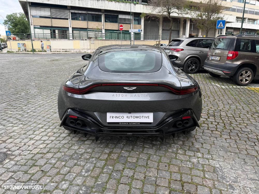 Aston Martin Vantage Coupe V8 - 4
