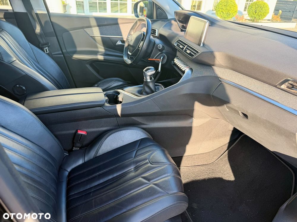 Peugeot 5008 BlueHDI 130 Allure Business-Paket - 12
