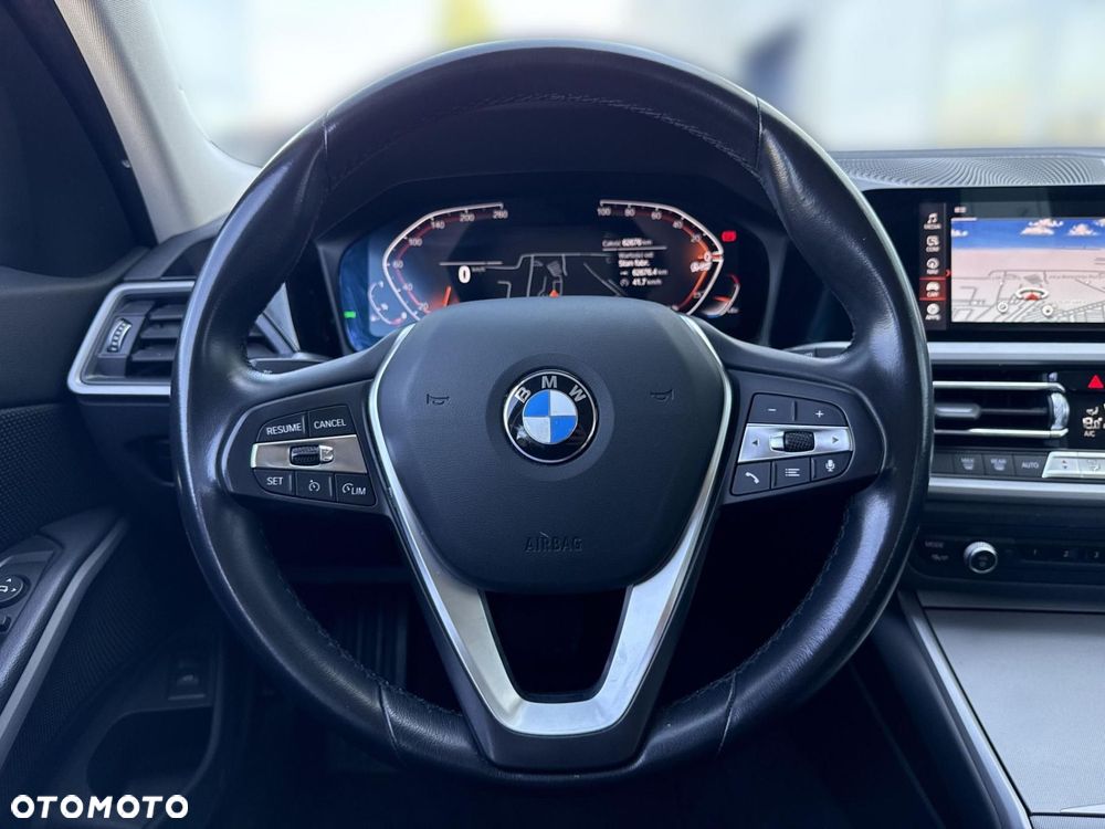 BMW Seria 3 - 29