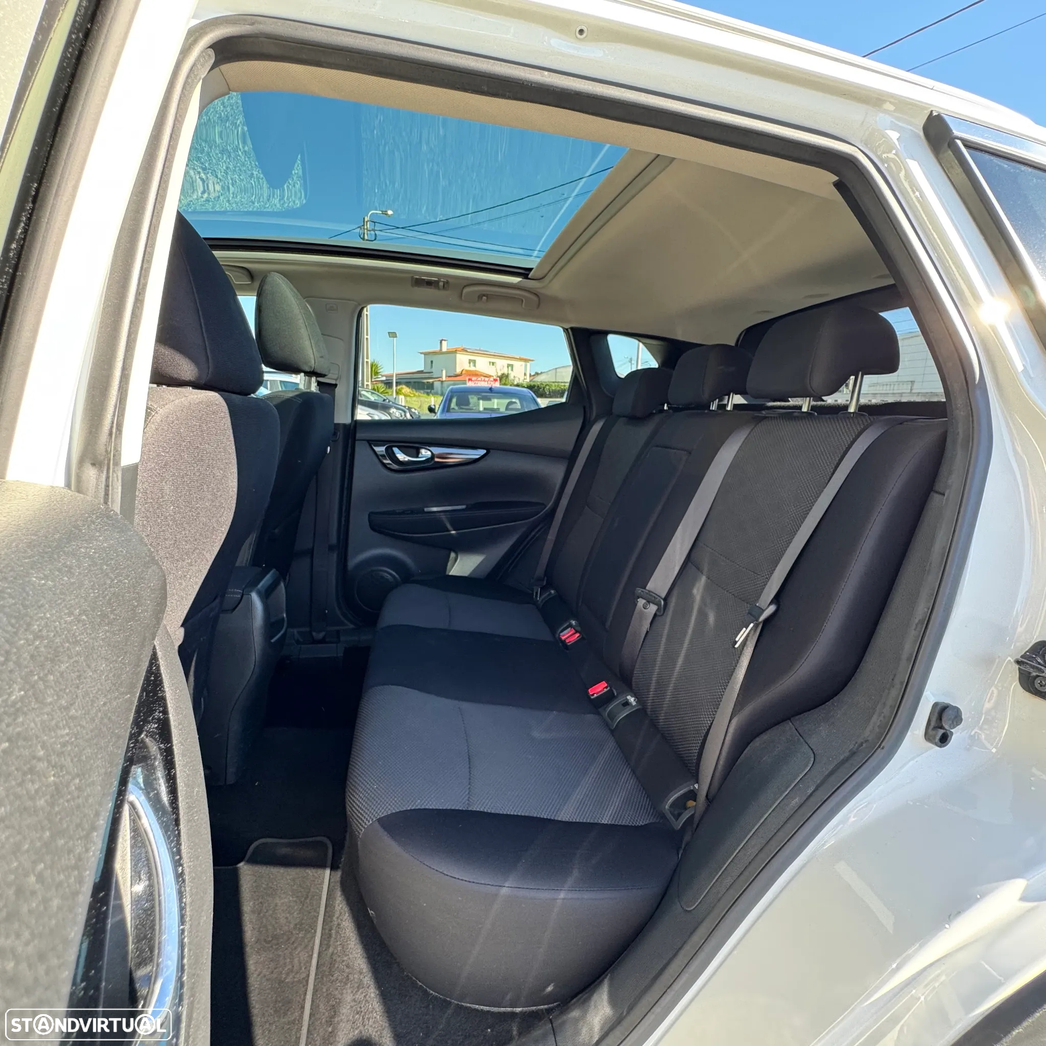 Nissan Qashqai 1.5 dCi Tekna - 5